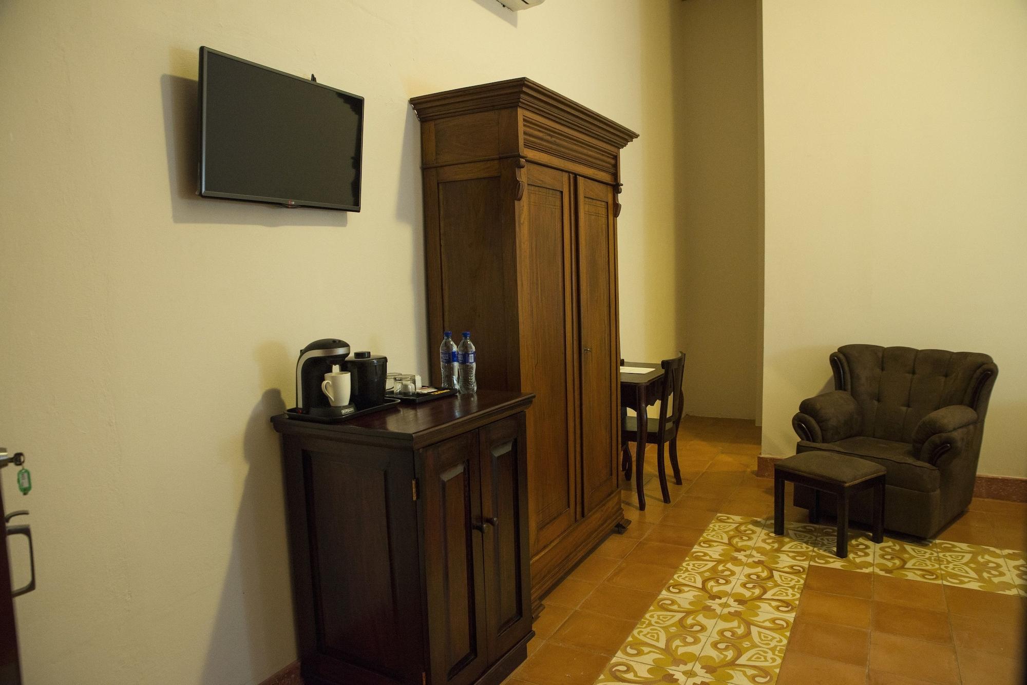 גרנאדה Hotel Real La Merced מראה חיצוני תמונה